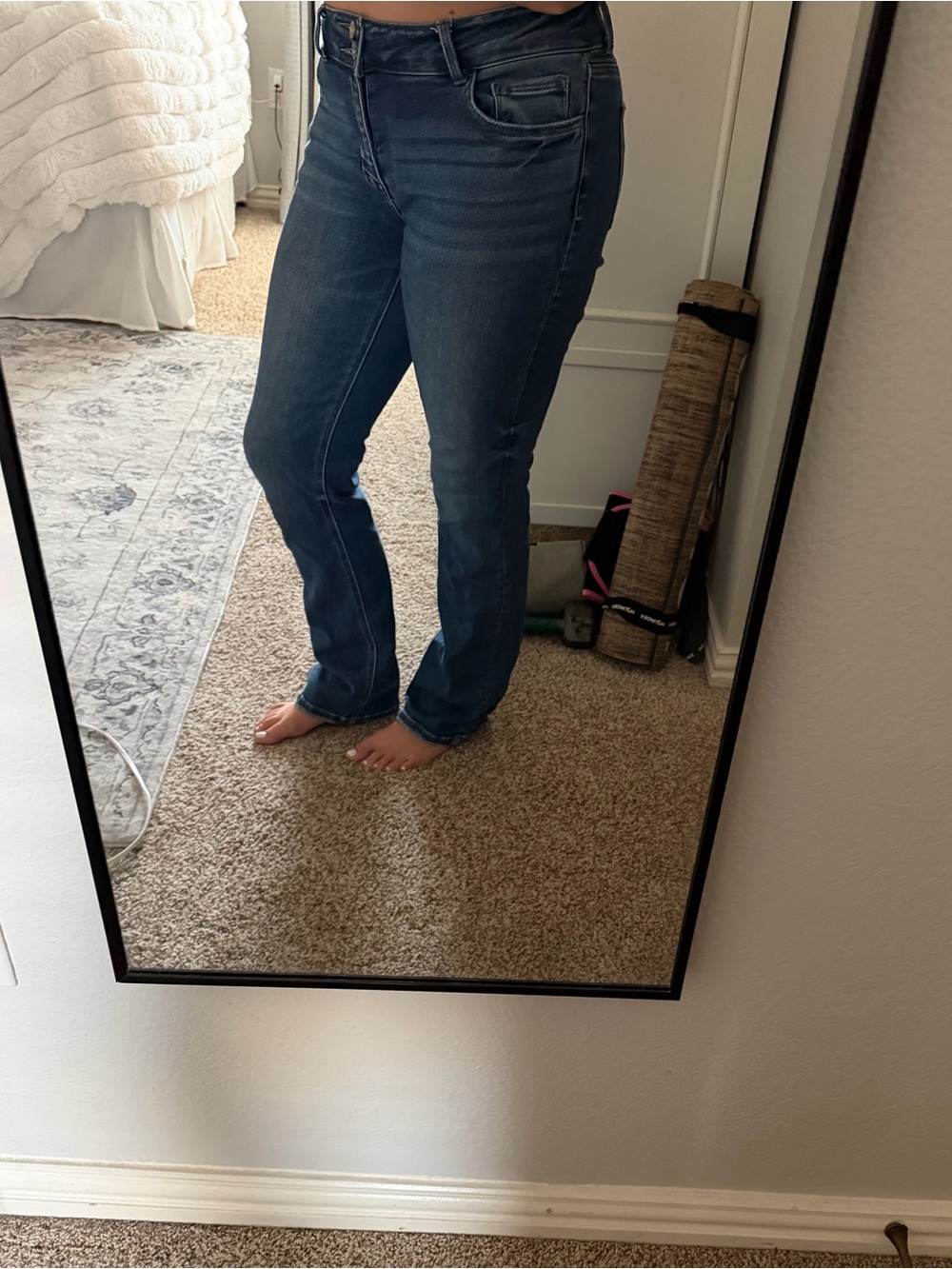 Classic Women's Dark Blue Straight Jeans